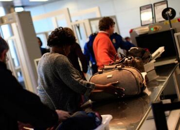 Sinaloa Cartel could be planting drugs in the luggage of passengers