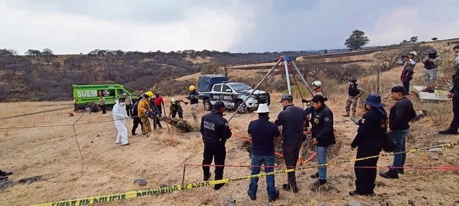 El 19 de abril, los cuerpos de 10 personas fueron hallados en un pozo clandestino ubicado en el pueblo de San Francisco Magú. Archivo El Universal