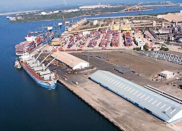 IP inyecta 542 mdd en el puerto de Lázaro Cárdenas