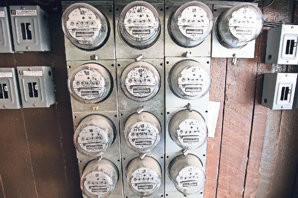 La CFE avaló la compra de 3 millones 187 mil 83 medidores a las empresas IUSA y Conymed, investigadas por presuntas prácticas monopólicas. (ARCHIVO EL UNIVERSAL)