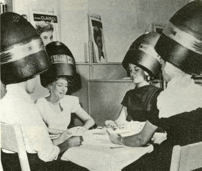 Crepé y mucha laca, aliados de los peinados de los años sesenta