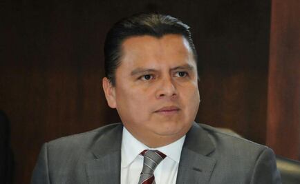 Llaman a resolver amparos por gasolinazo