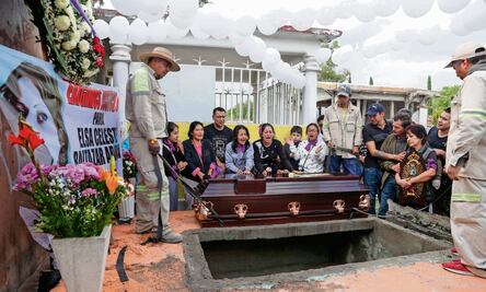 Despiden a Elsa Celeste con porras y clamor de justicia