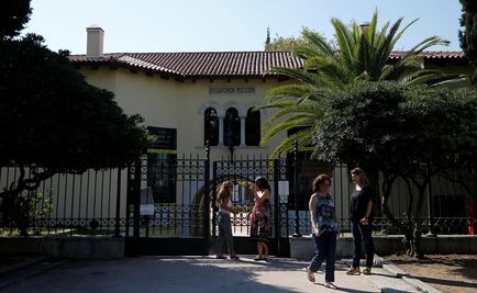 Grecia interroga a mujeres que dañaron reliquias de museos