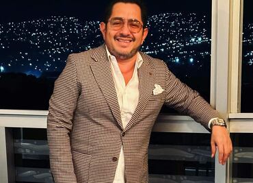 Cantante Carlos Macías es vinculado a proceso por agredir a mujer en Chiapas; es acusado de violencia familiar