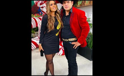 Marco Flores presume foto con Galilea Montijo