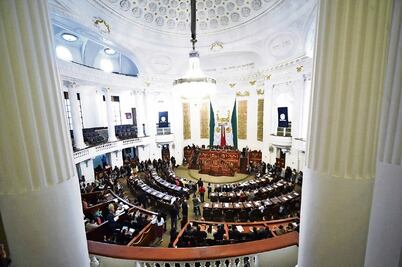Toledo promete balconear a los diputados faltistas