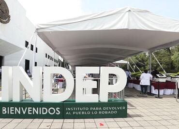 Pese a política de "pobreza franciscana" gastan medio millón en encuesta