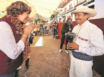 Delfina Gómez pide a militancia ser firme en principios