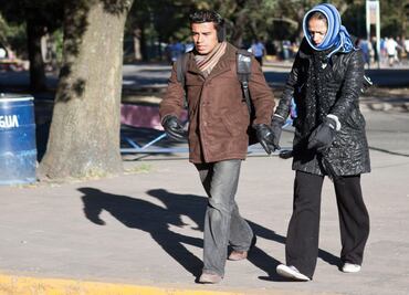 ¡No guardes la chamarra! Frente Frío 24 dejará nueva onda gélida en México; se esperan lluvias y vientos fuertes para domingo 19 de enero