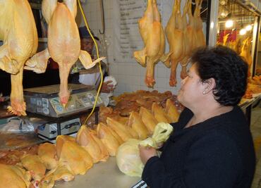 Pollo, cárnico preferido por los mexicanos en el 2021, según Comecarne