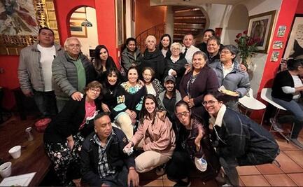 Con familiares y amigos, Rosario Robles festeja su liberación en su casa de Coyoacán