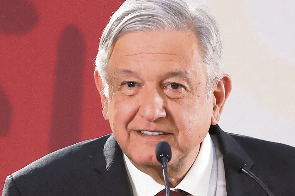 “[Los bancos] nos dan su confianza, lo cual agradecemos, [...] quienes tienen información verdadera, saben que la economía va bien, que la deuda de Pemex es manejable” ANDRÉS MANUEL LÓPEZ OBRADOR Presidente de México / Foto: archivo EL UNIVERSAL