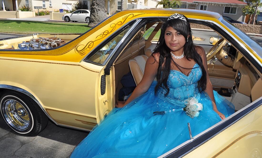 Angélica Escoto, becada en EU, se ha dedicado a retratar tradiciones como los XV años. Foto: Angélica Escoto