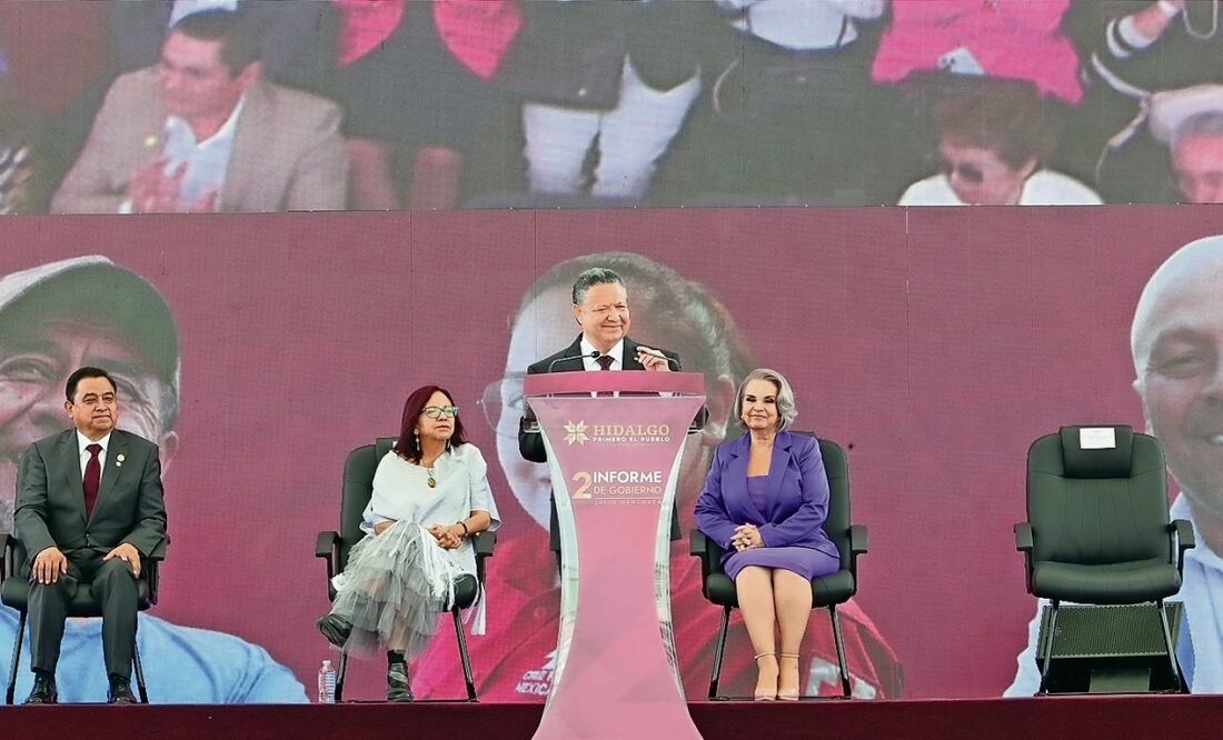 El gobernador Julio Menchaca presentó, ante unos 10 mil asistentes, su segundo informe de labores. Foto: Dinorath Mota / EL UNIVERSAL