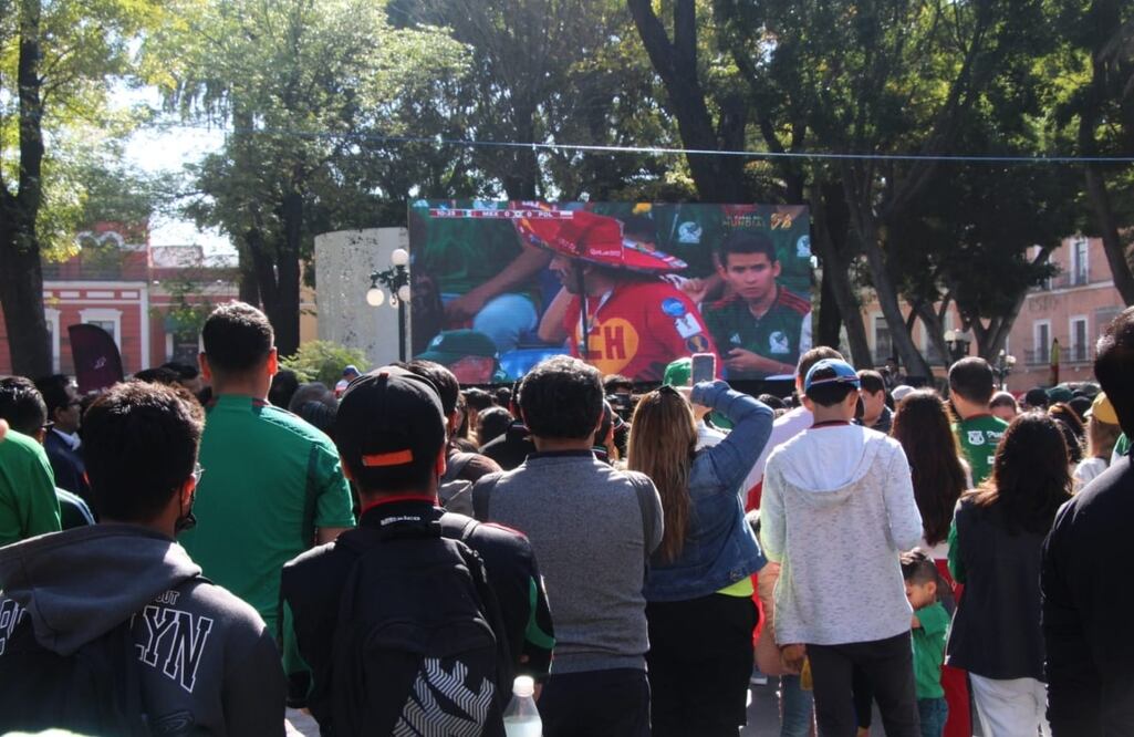 Aficionados en Puebla Foto: Omar Contreras / EL UNIVERSAL 