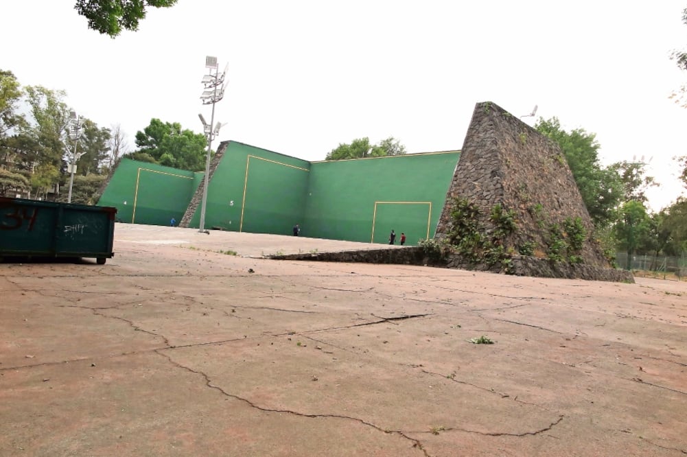 La comunidad universitaria debe hacer suya la zona de Los Frontones para evitar el regreso de narcomenudistas, dicen autoridades de la UNAM (LUIS CORTÉS. EL UNIVERSAL)