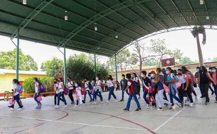 ¡Se acabaron las vacaciones! Estudiantes regresan a clases con estrategia "Si te drogas, te dañas"