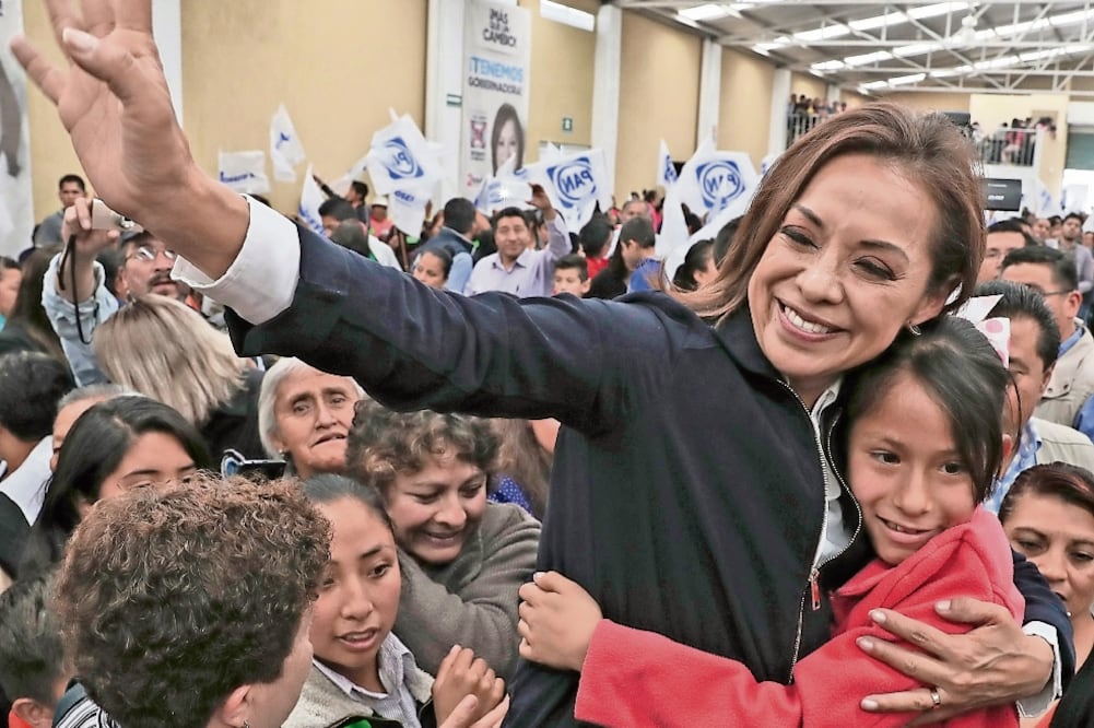 Apoyará a madres. Josefina Vázquez Mota prometió a las mujeres que legislará a favor de la paternidad responsable (ESPECIAL)