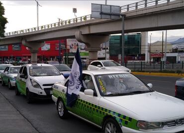 Desfile de autos acompaña la llegada del Pachuca al estadio Hidalgo