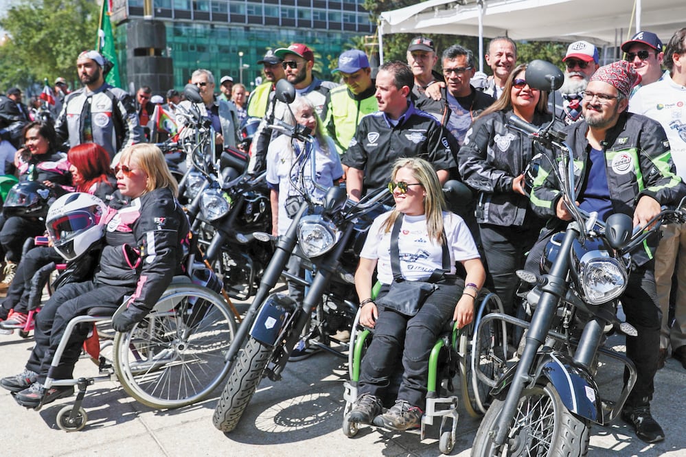 Las motos fueron adaptadas para los participantes, quienes se prepararon, aprendieron a usarlas y se unieron a la rodada. DIEGO SIMÓN SÁNCHEZ