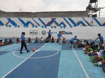 Manchester City apoya a niños de Valle de Chalco