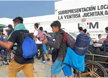 Desaparecen 10 migrantes de la caravana “Divino Niño” en su paso por Oaxaca; la mayoría son mujeres