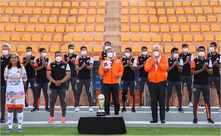 Alejandro Murat y Alebrijes presentan nuevo uniforme, inspirado en los bordados del Istmo 
