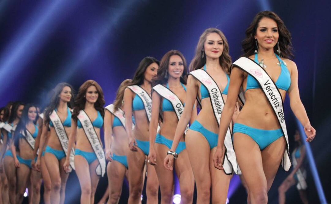 El foro 2 de Televisa San Ángel fue acondicionado con una pasarela. (FOTO: Carlos Mejía / EL UNIVERSAL)