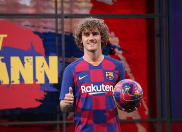 Antoine Griezmann fue presentado con el Barcelona