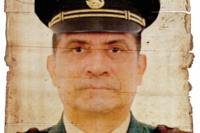 Sacude AMLO a la jerarquía militar