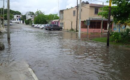 Lluvias afectan actividades en Cancún