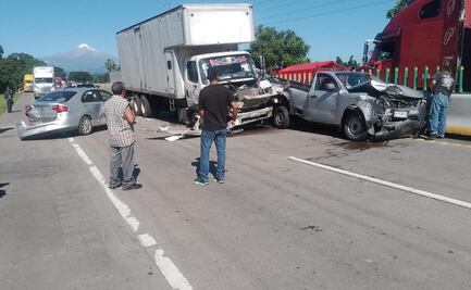 Se registra carambola de diez autos en autopista Córdoba-Veracruz