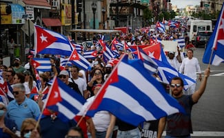 Cuba difunde "guía" para proteger a la población ante una agresión militar; recomienda atender "señales de alarma aérea"
