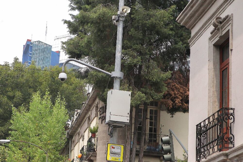 La instalación de videovigilancia en las calles sobresalió en el sondeo (ARCHIVO EL UNIVERSAL)
