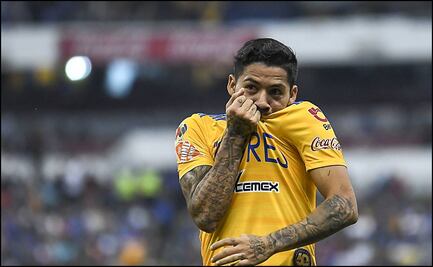 Javier Aquino se burla de los años de Cruz Azul sin título