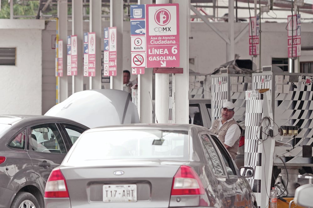 Centro de verificación vehicular en la Ciudad de México (Foto: Archivo / EL UNIVERSAL)