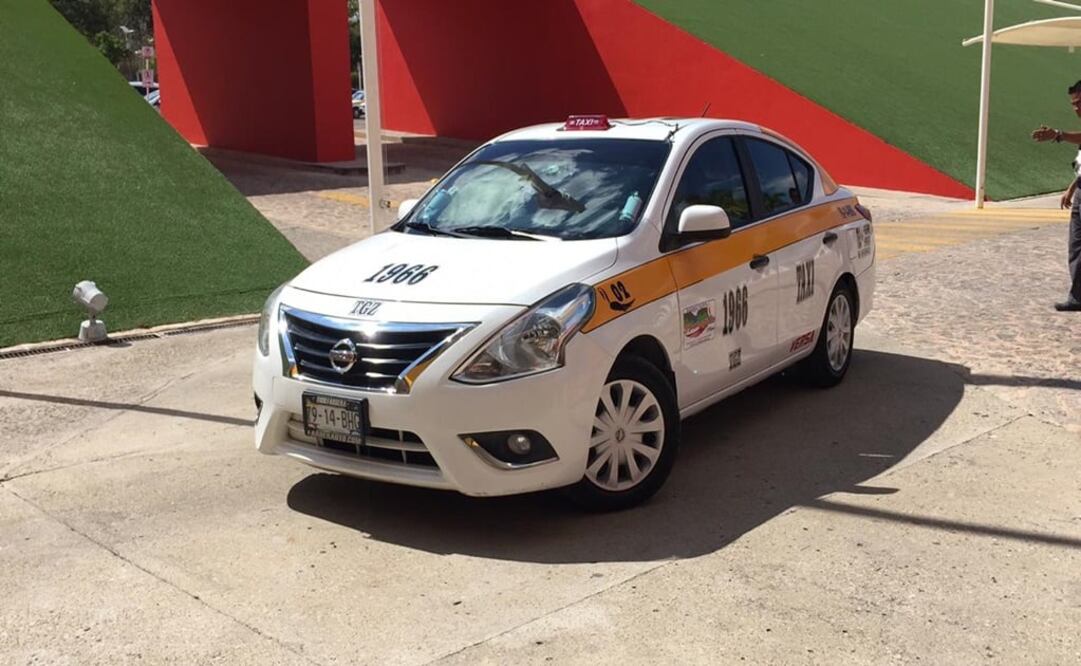 Foto: Especial / Los conductores trasladan de sus viviendas a los menores de edad y a sus familiares, sin importar distancia ni horarios a sus consultas