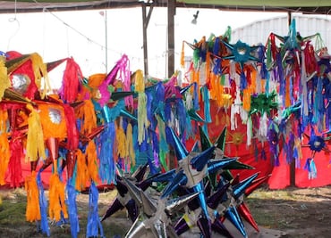 Inicia actividades romería en la Central de Abasto