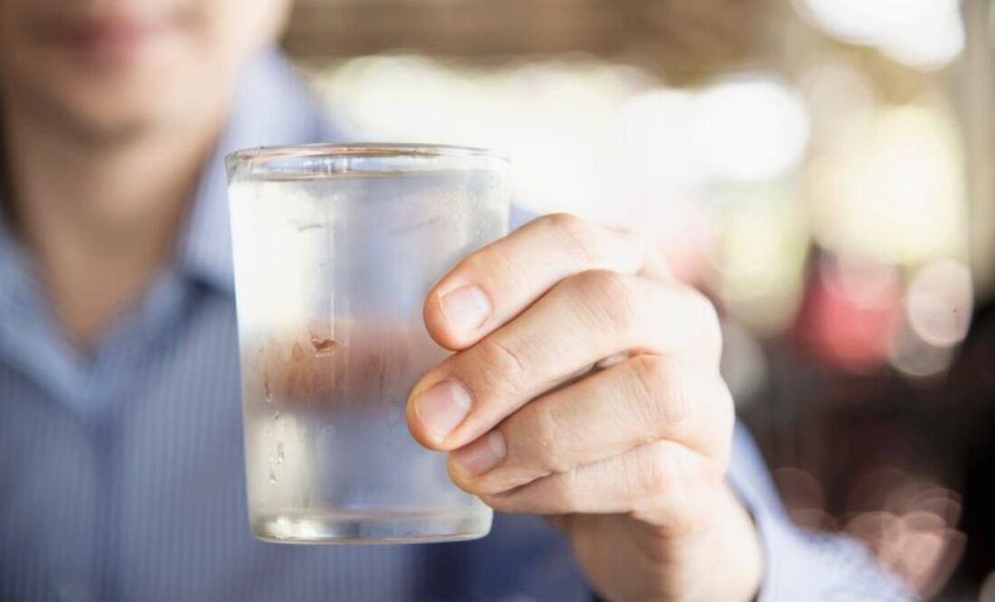 Vaso de agua | Fuente: Freepik