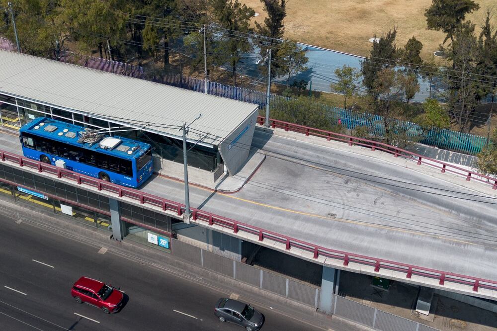 El pasado 13 de enero se registró el primer accidente del Trolebús elevado. (Foto: Hugo Salvador/ EL UNIVERSAL)