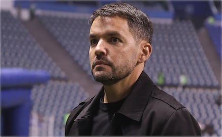 Larcamón pide seriedad ante Vancouver FC; Charly Rodríguez respalda a Jorge Sánchez