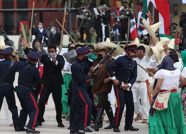 Así fue la ceremonia del 110 aniversario de la Revolución encabezada por AMLO