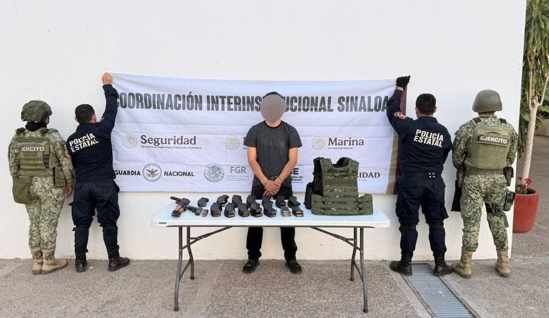 Detienen a tres hombres con armas y fentanilo en operativos en Sinaloa; rescatan a persona privada de la libertad. Foto: Especial