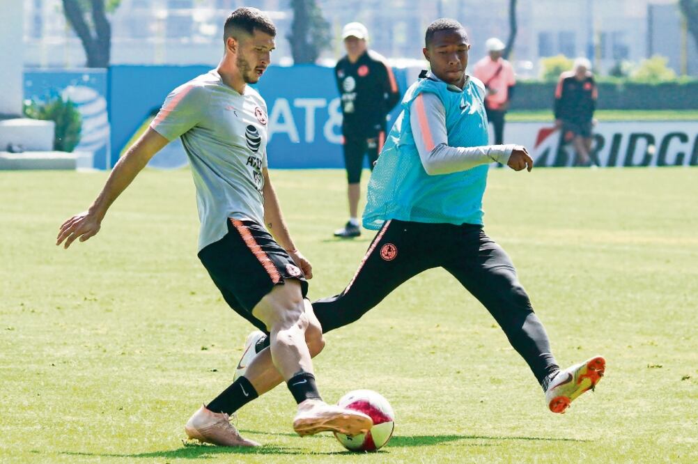 El argentino exige a sus compañero s concentración (RAFAEL VADILLO. IMAGO7)