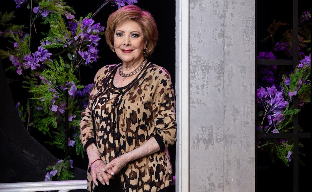 Entrevista con la actriz Jacqueline Andere, por el Ariel de Oro. Foto Hugo Salvador/EL UNIVERSAL.