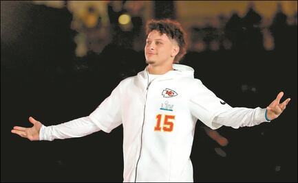 Patrick Mahomes acuerda extensión récord de contrato con los Chiefs