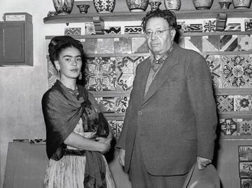 Frida Kahlo and Diego Rivera exhibition arrives in St. Petersburg