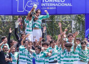 Santos Laguna Sub-17 se coronan en torneo internacional; el hijo de Vuoso fue la figura del certamen