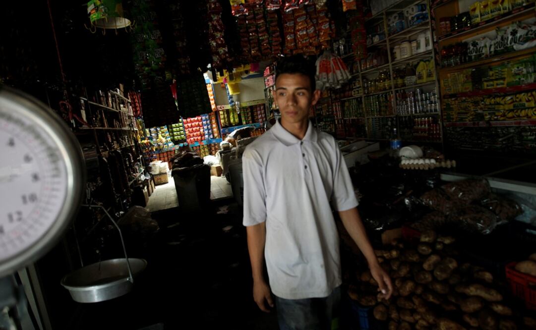 Seis países de América Central comparten un sistema de conexión eléctrica; Honduras, Nicaragua, Guatemala y El Salvador resultaron afectados / Reuters